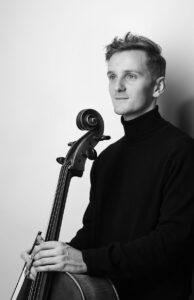 Paul Eberhardt mit Cello
